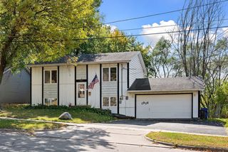 1916 3rd Street E