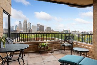 110 Bank Street SE Unit L605