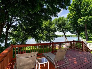 4908 Edgewater Drive