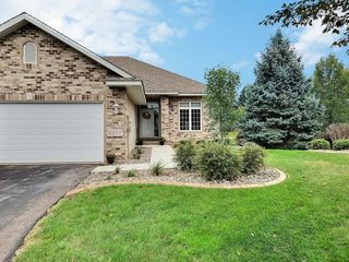10277 Lancaster Bay