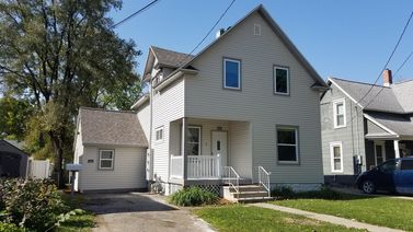 111 8th Avenue SE