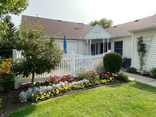 92 Carmel Avenue W