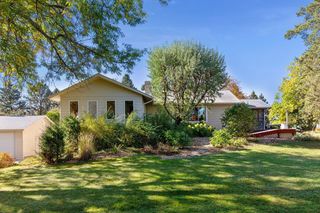 7003 Rolling Hills Road