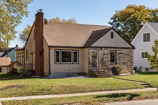 1108 Earl Street
