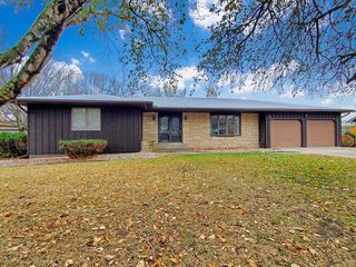 230 Country Club Drive