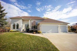1727 Viola Heights Lane NE