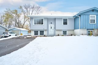 6893 8th Street N