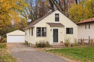 2677 Midvale Place E