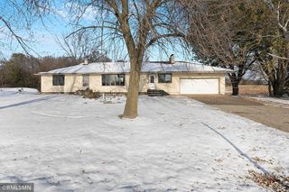 8609 County Road 16 SE