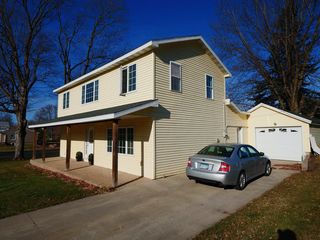 213 E 4th Street