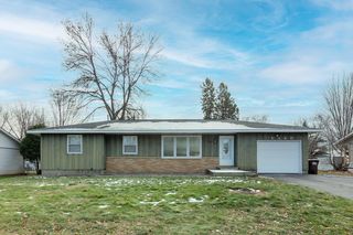 1349 18th Street W