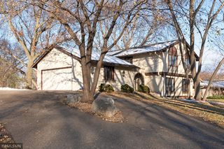 16910 25th Avenue N