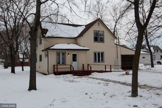 331 Pleasant Avenue S