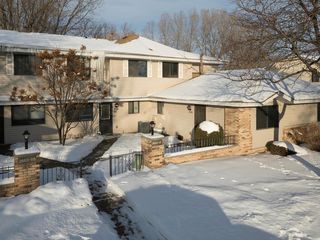 2695 Brookdale Lane N