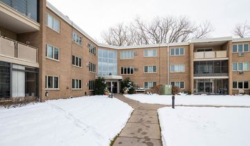4370 Brookside Court Unit 220