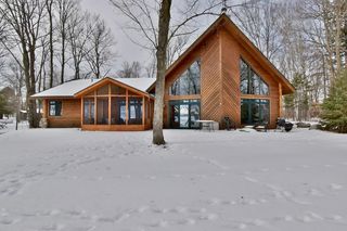 7972 Hawthorn Trail NW