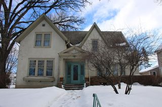 109 Lincoln Avenue