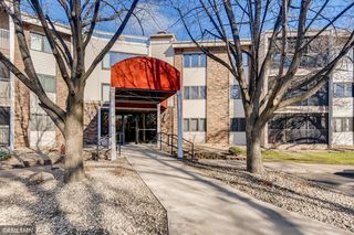 3150 Glen Oaks Avenue Unit 202A
