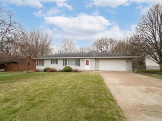 507 N Brookview Lane SW