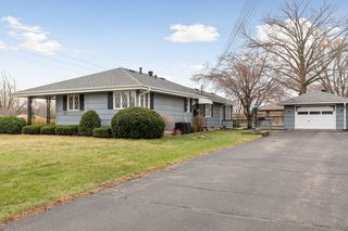 659 E 100th Street