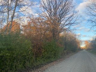 Lot B Parameter Road