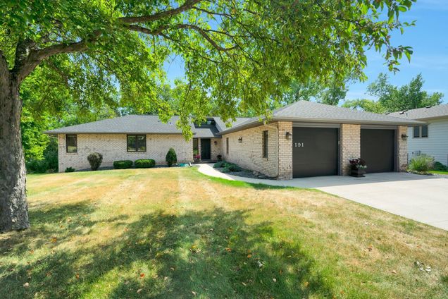 191 Woodridge Drive Vadnais Heights, MN House Sold - Photo 1 of 1. Opens carousel modal