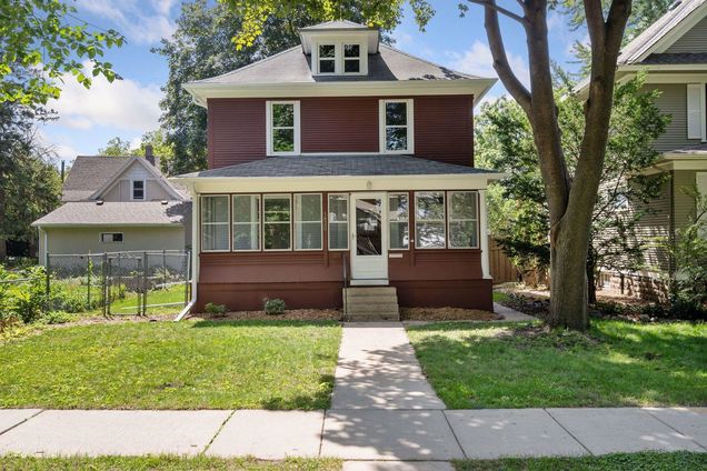 1830 Lincoln Avenue Saint Paul, MN House Sold - Photo 1 of 1. Opens carousel modal