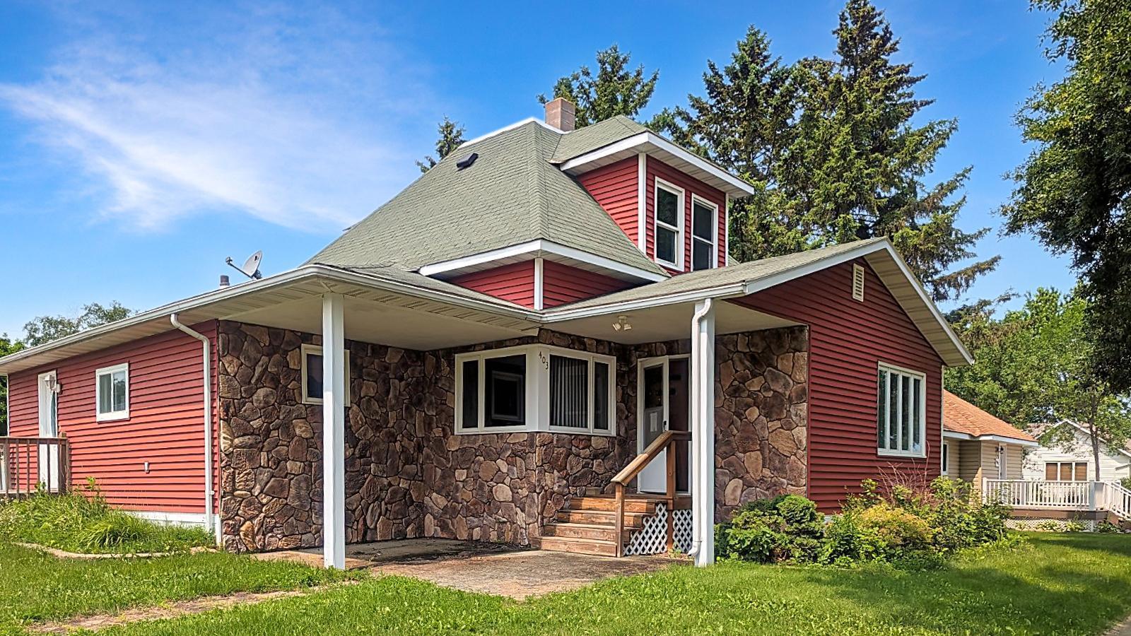 403 Main St, Oklee, MN 56742 Estately 🧡 MLS 6404003