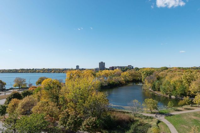 2885 Knox Avenue S Unit 502