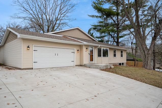 4024 Highland Road Minnetonka, MN House Sold - Photo 1 of 1. Opens carousel modal