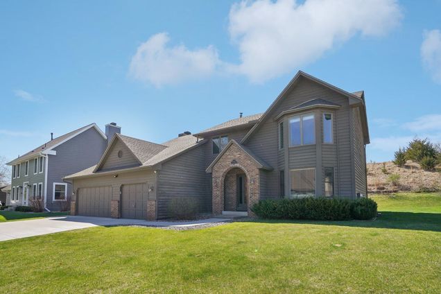 10847 Jackson Drive Eden Prairie, MN House Sold - Photo 1 of 1. Opens carousel modal