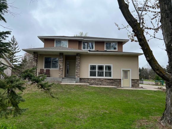 2895 Thunder Bay Court