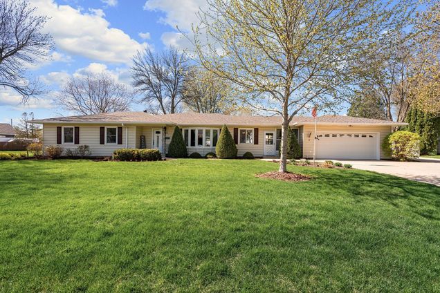 914 NE Mineral Sp Road Owatonna, MN House Sold - Photo 1 of 1. Opens carousel modal