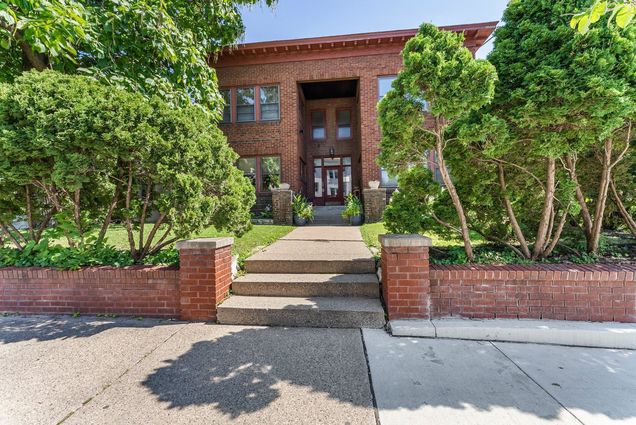2895 James Avenue S Unit 2