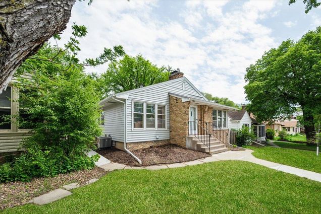 4707 France Avenue S Minneapolis, MN Multifamily Active - Photo 1 of 43. Opens carousel modal