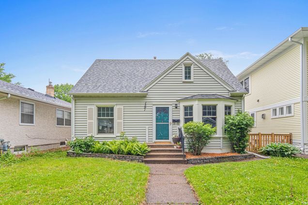 1391 Jefferson Avenue Saint Paul, MN House Sold - Photo 1 of 1. Opens carousel modal