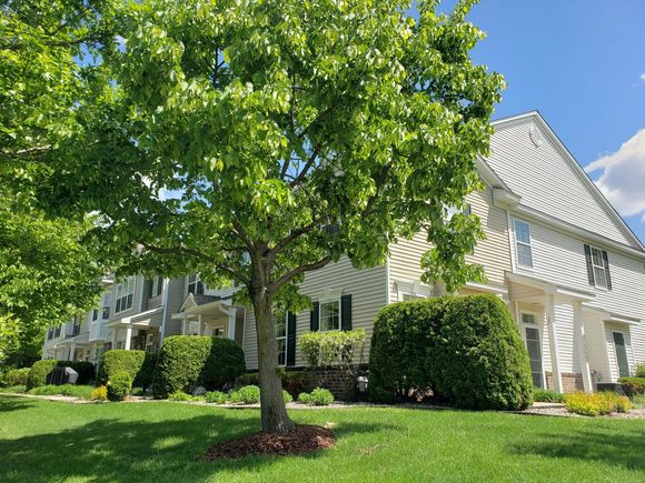 10794 Hawthorn Trail Unit A