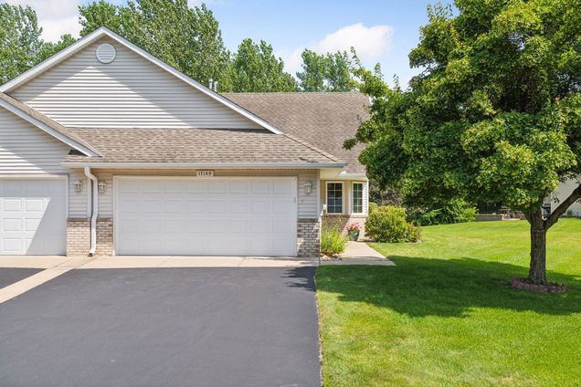17149 Pheasant Meadow Lane SW