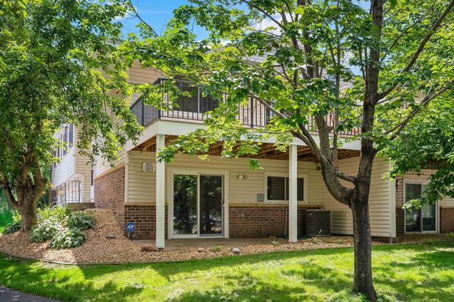 821 Evergreen Circle