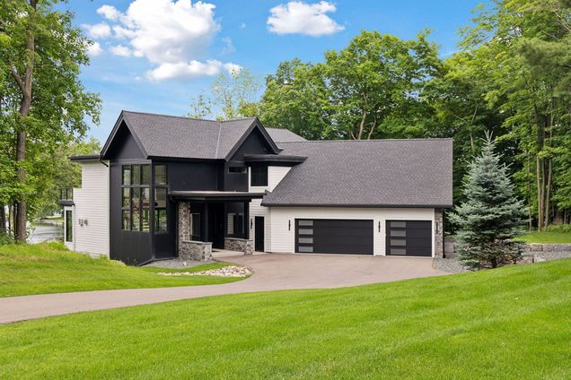 1300 Wildhurst Trail