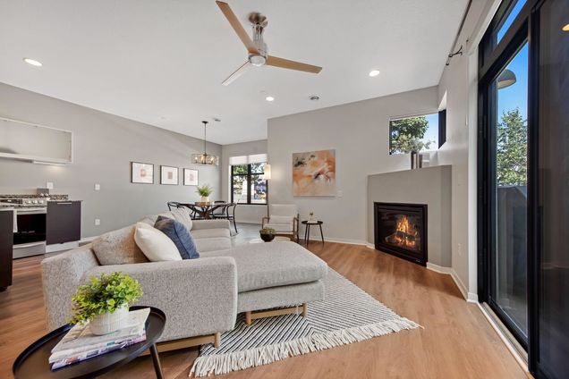 2828 Aldrich Avenue S Unit 101