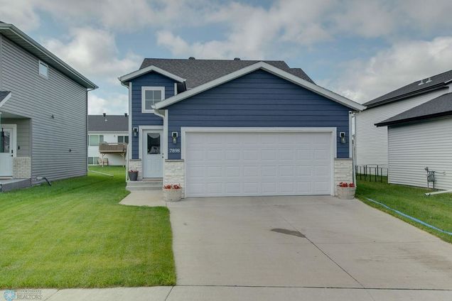 7898 Cottonwood Boulevard Horace, ND House Active - Photo 1 of 47. Opens carousel modal