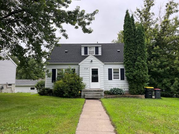 718 E Elm Street