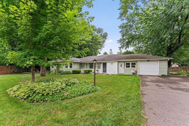 3413 Druid Lane