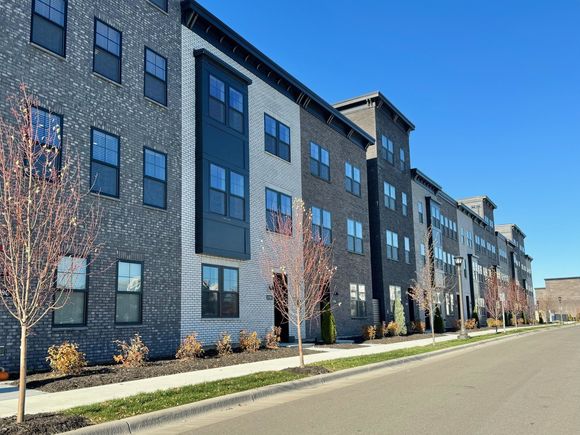 909 Mount Curve Boulevard Unit A