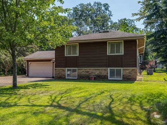 17625 Jefferson Street NE Ham Lake, MN House Active - Photo 1 of 39. Opens carousel modal