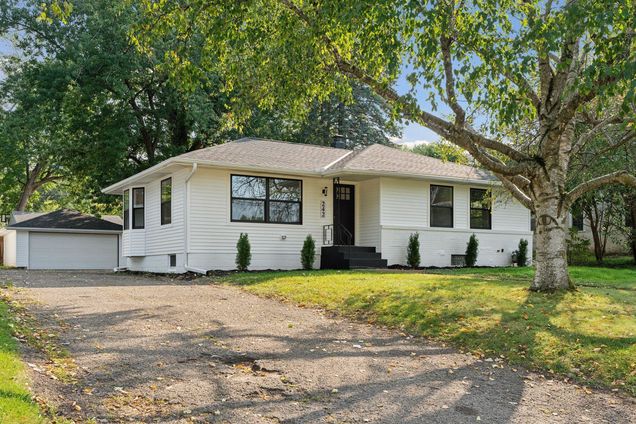 242 Butler Avenue W
