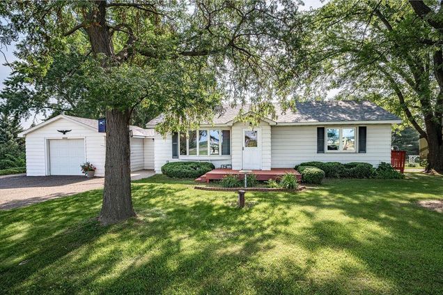 N1494 810th Street