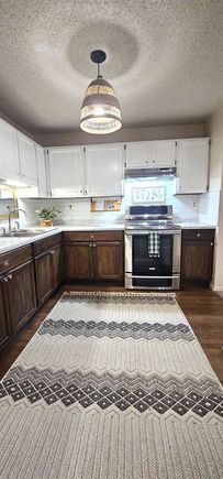 3232 Fremont Avenue N Unit 103