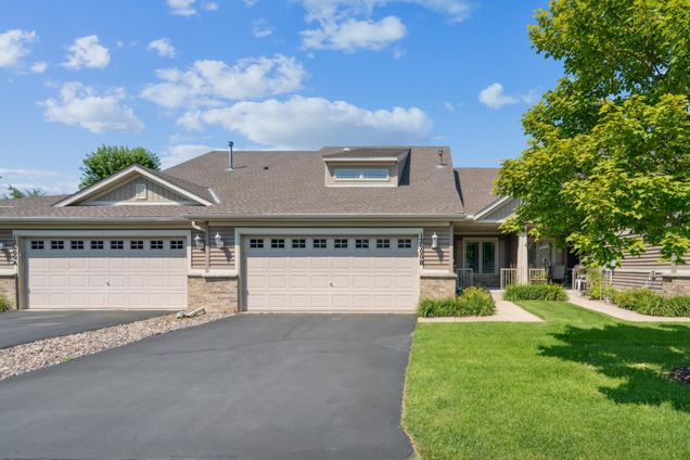 12600 Midway Court NE Unit B